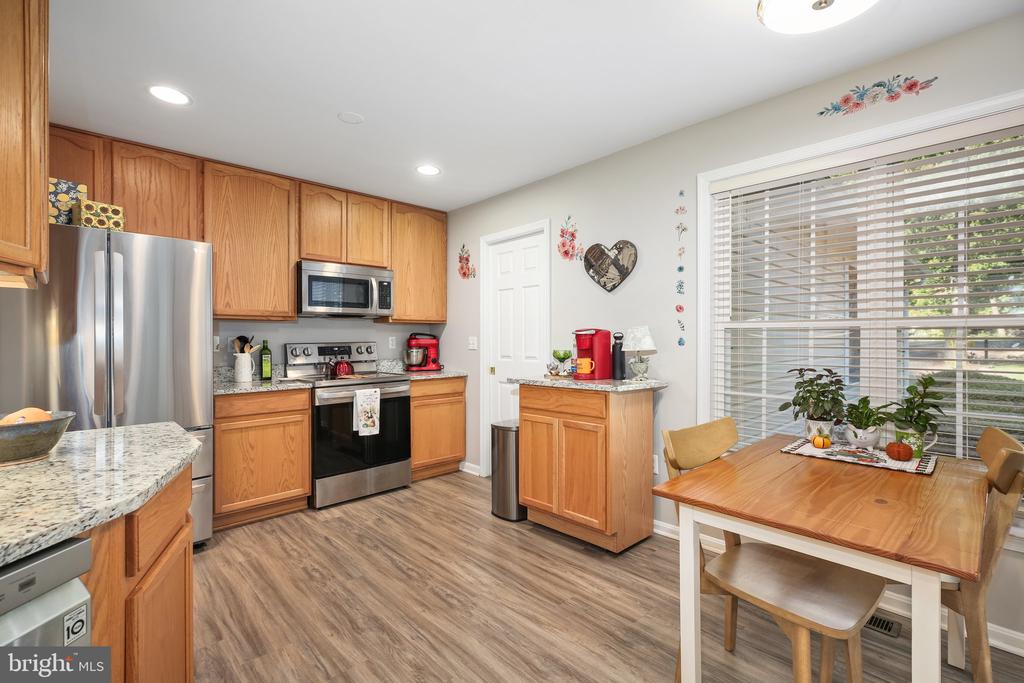 112 MONTICELLO CIRCLE
