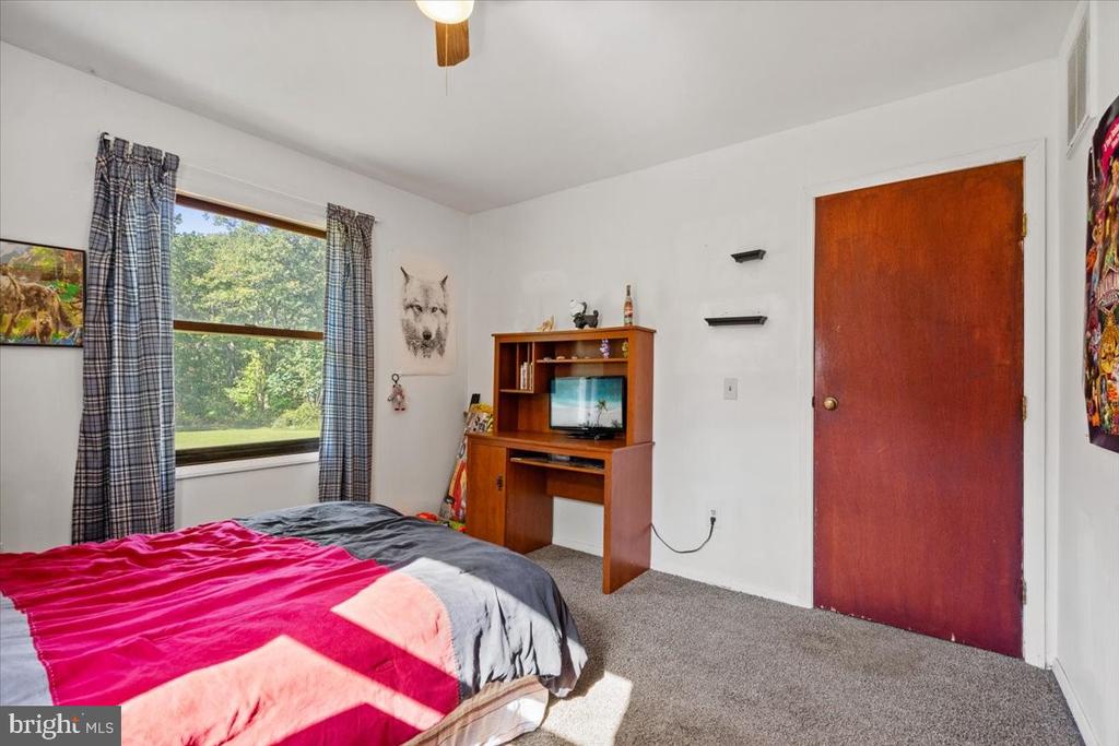 4142 GOV ALMOND ROAD