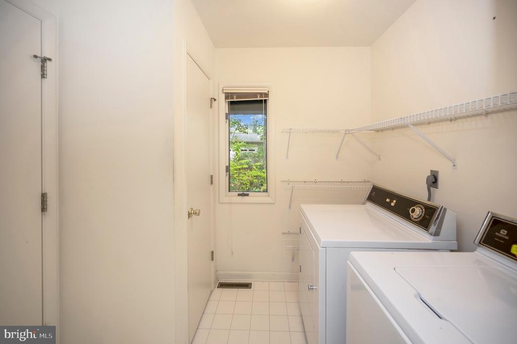 119 HILLSIDE DRIVE