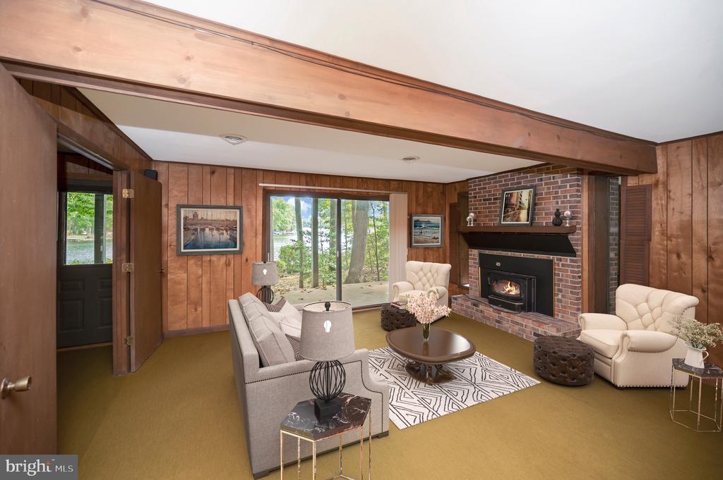 119 HILLSIDE DRIVE