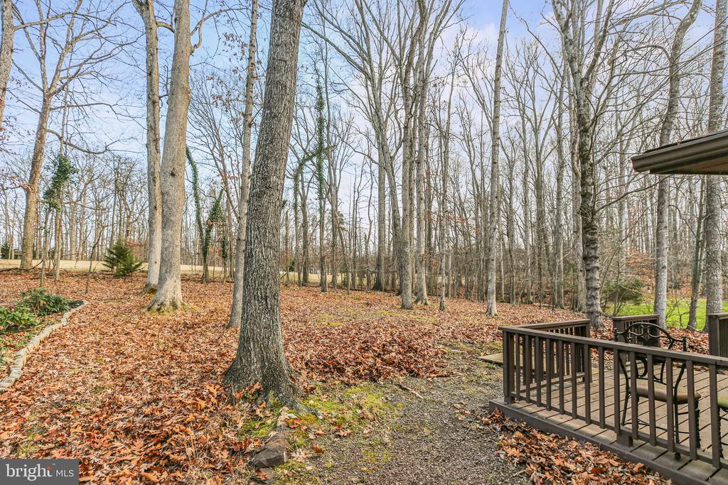 3808 LAKEVIEW PKWAY