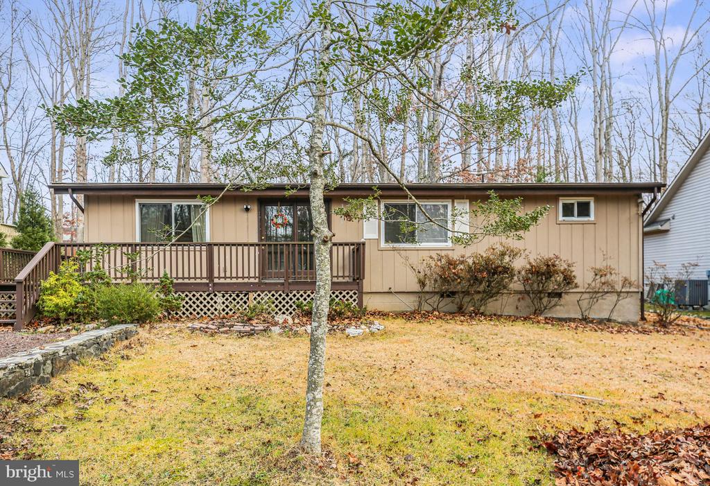 3808 LAKEVIEW PKWAY