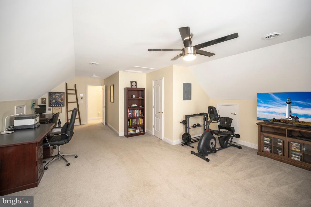 514 MT PLEASANT DRIVE