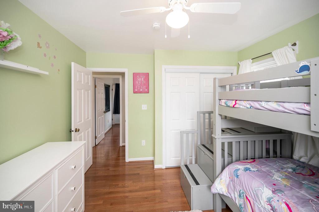 207 LIMESTONE LANE