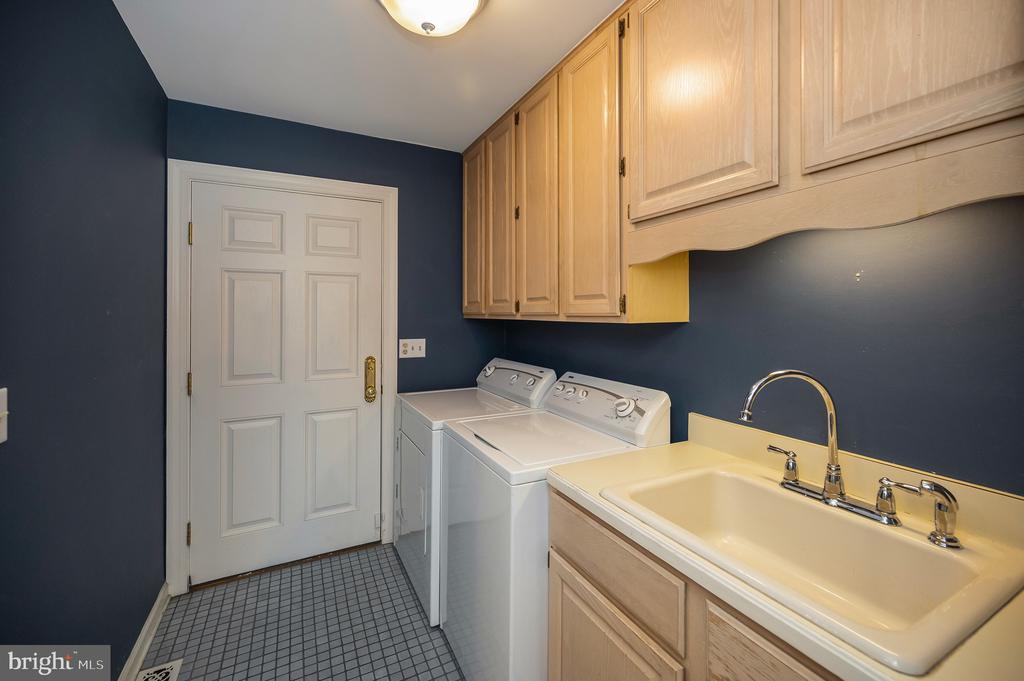 110 WAKEFIELD DRIVE
