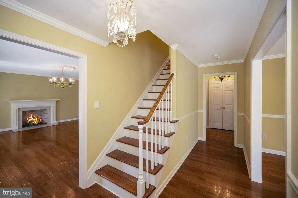110 WAKEFIELD DRIVE