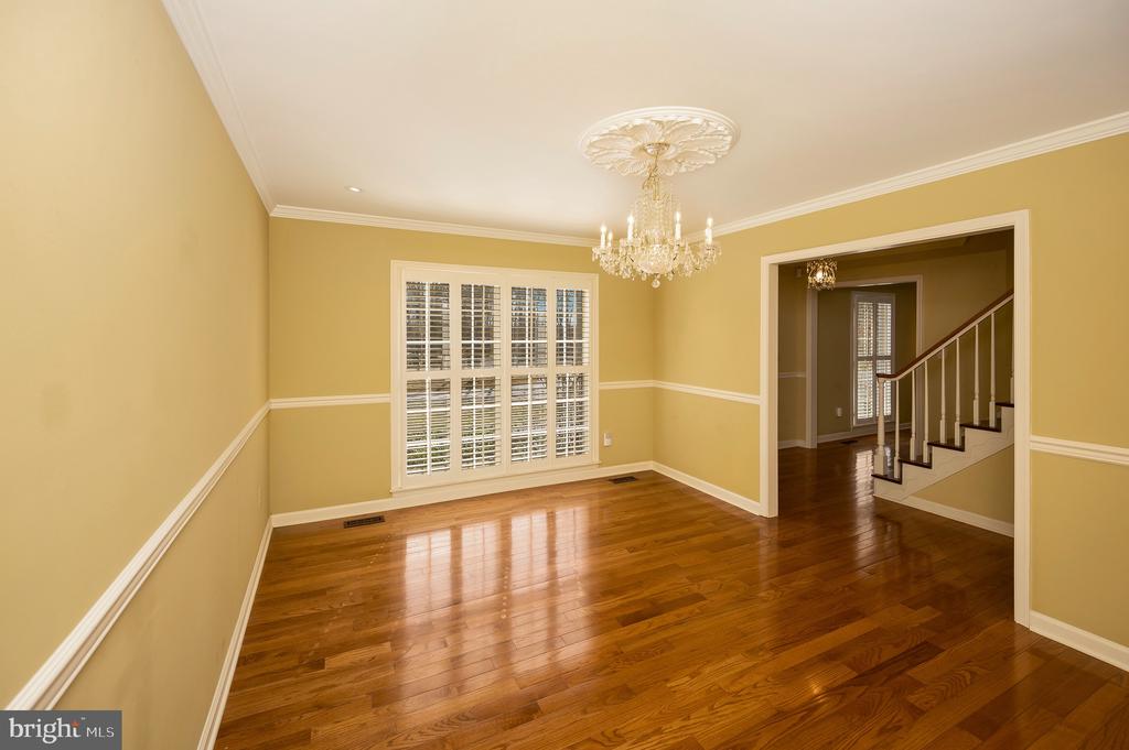 110 WAKEFIELD DRIVE