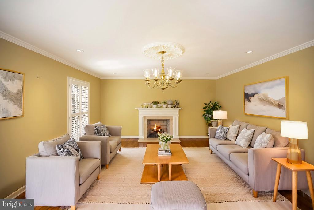 110 WAKEFIELD DRIVE