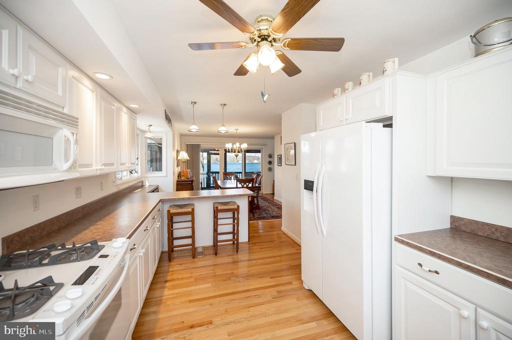 220 BIRCHSIDE CIRCLE