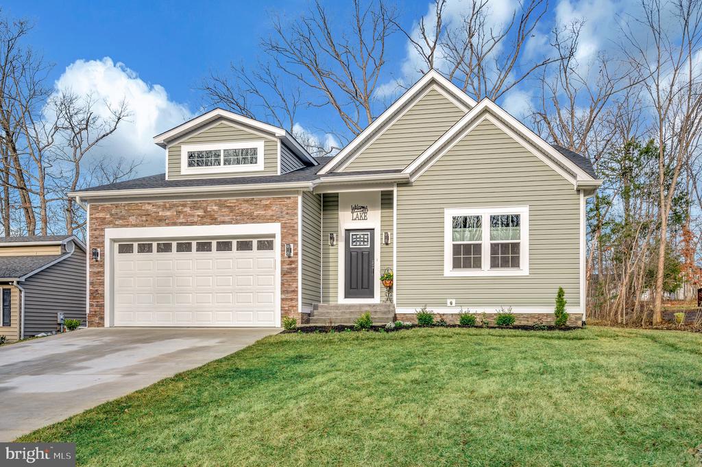 1310 LAKEVIEW PARKWAY