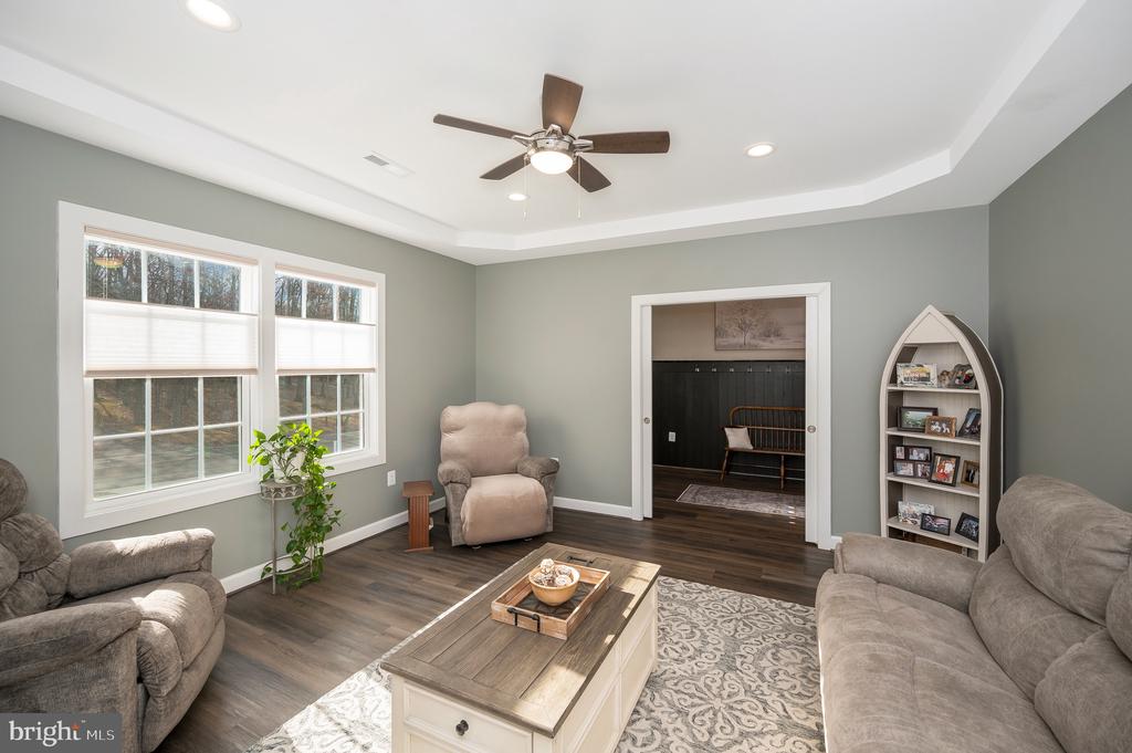 1310 LAKEVIEW PARKWAY