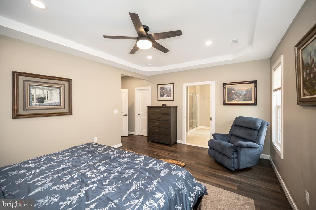 1310 LAKEVIEW PARKWAY