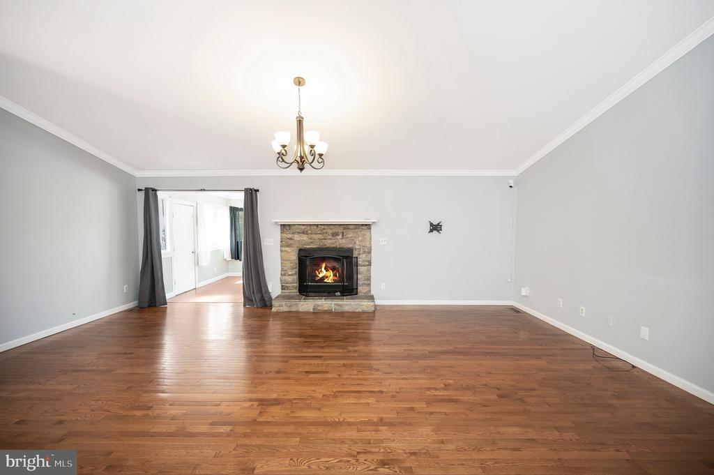202 YORKTOWN BOULEVARD
