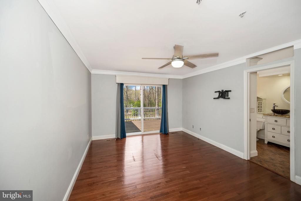 202 YORKTOWN BOULEVARD