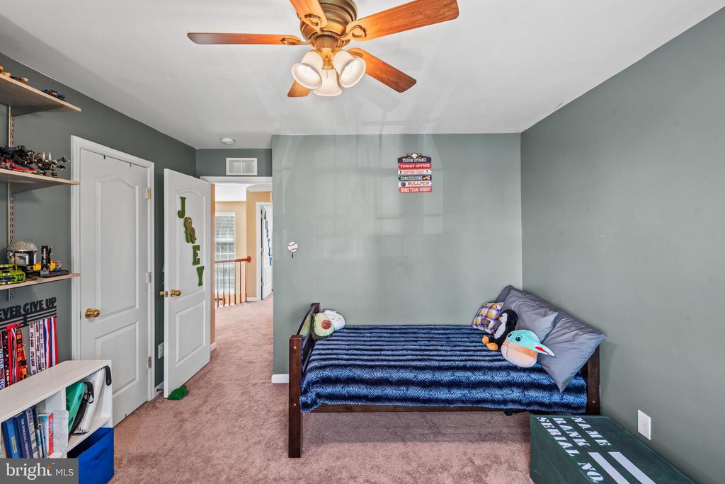 1204 SEDGWICK DRIVE