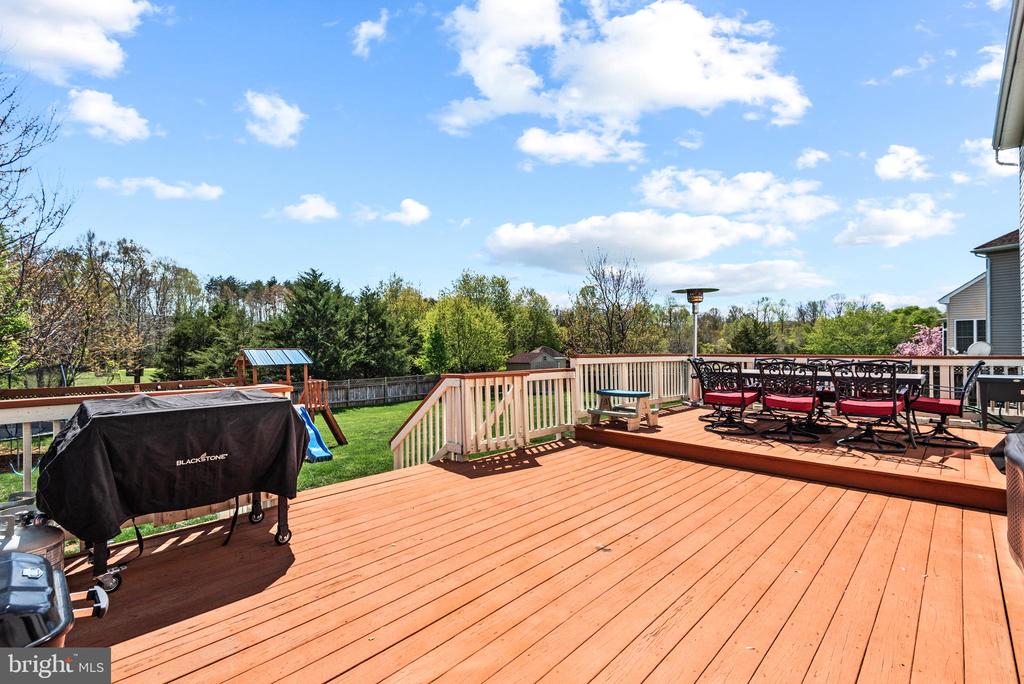 1204 SEDGWICK DRIVE