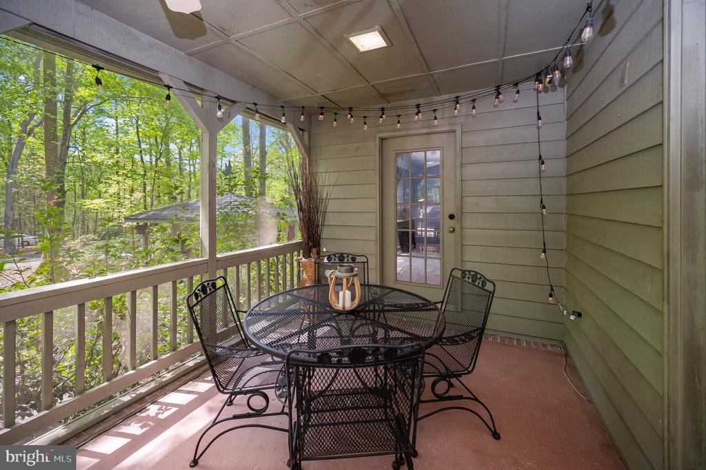 302 GOLD VALLEY ROAD