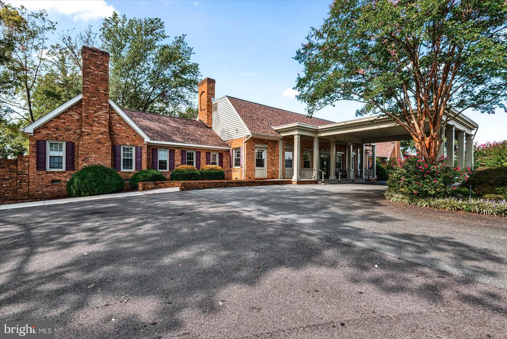 3409 LAKEVIEW PARKWAY