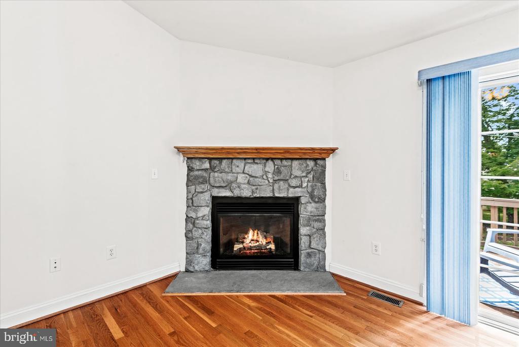 3409 LAKEVIEW PARKWAY