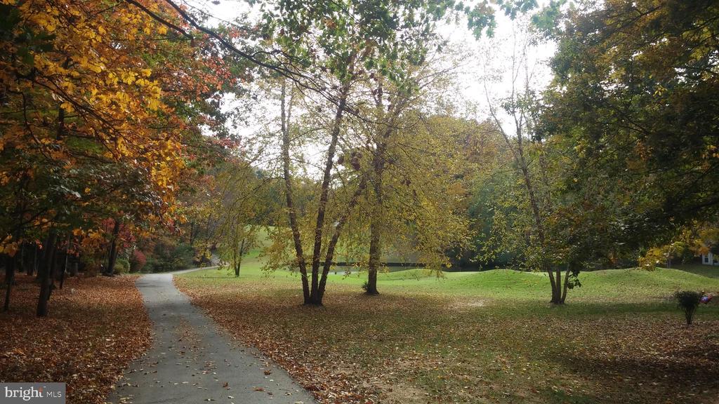 3409 LAKEVIEW PARKWAY