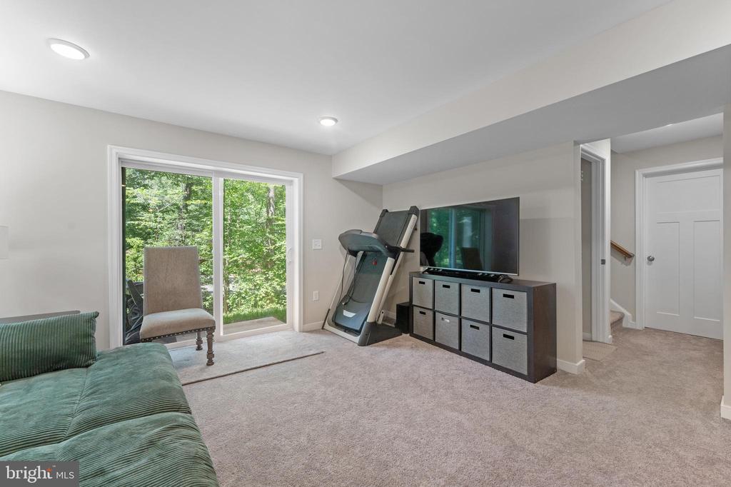 102 INDIAN HILLS ROAD