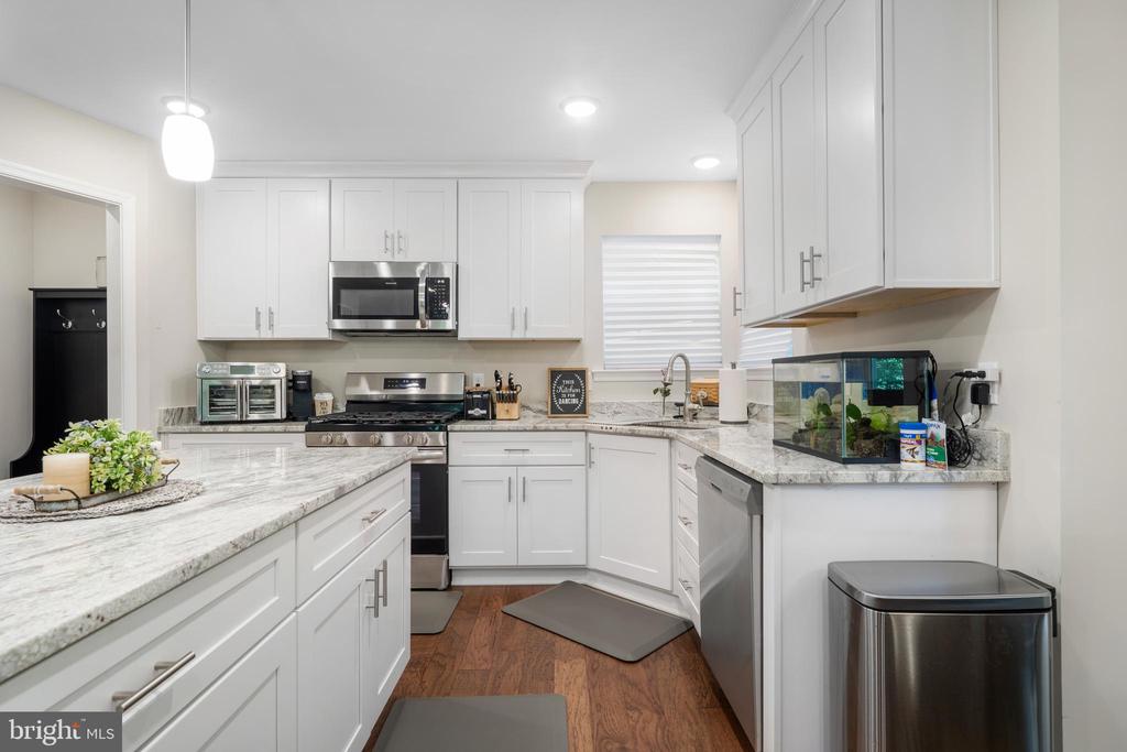 102 INDIAN HILLS ROAD