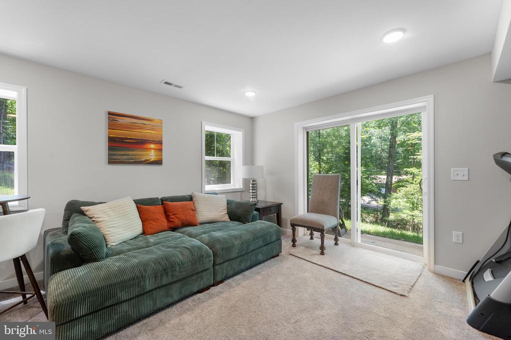 102 INDIAN HILLS ROAD