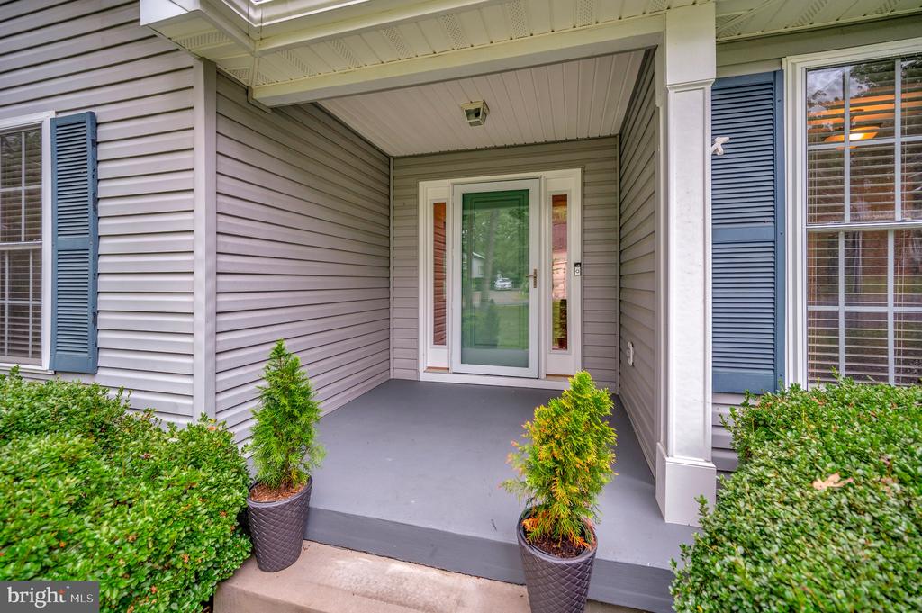 502 MONTICELLO CIRCLE