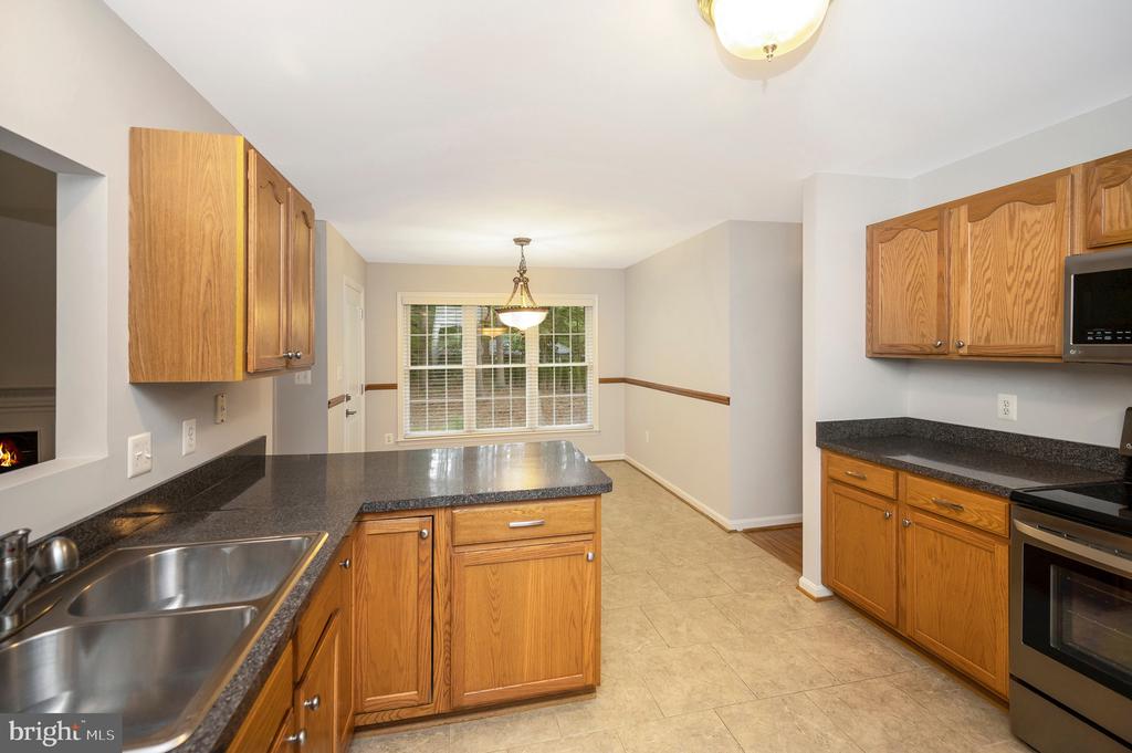 502 MONTICELLO CIRCLE