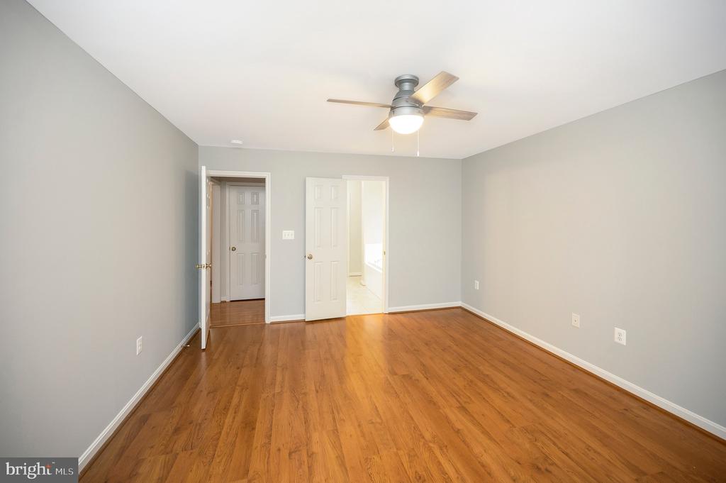 502 MONTICELLO CIRCLE