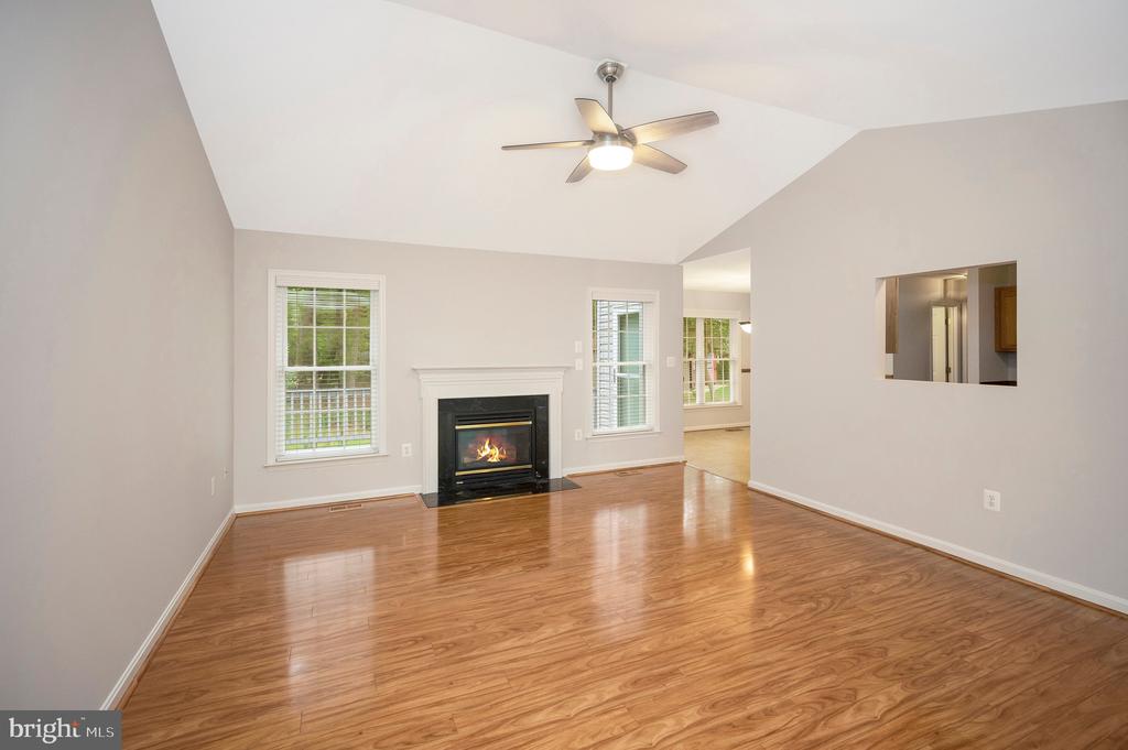 502 MONTICELLO CIRCLE