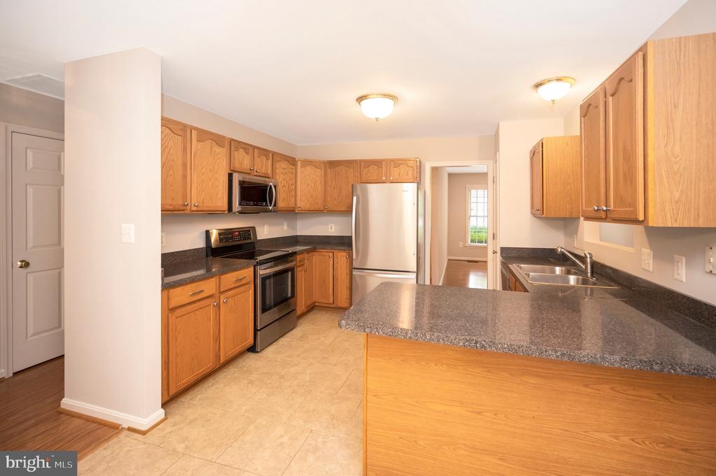 502 MONTICELLO CIRCLE