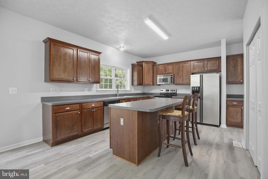 2324 WILDFLOWER WAY