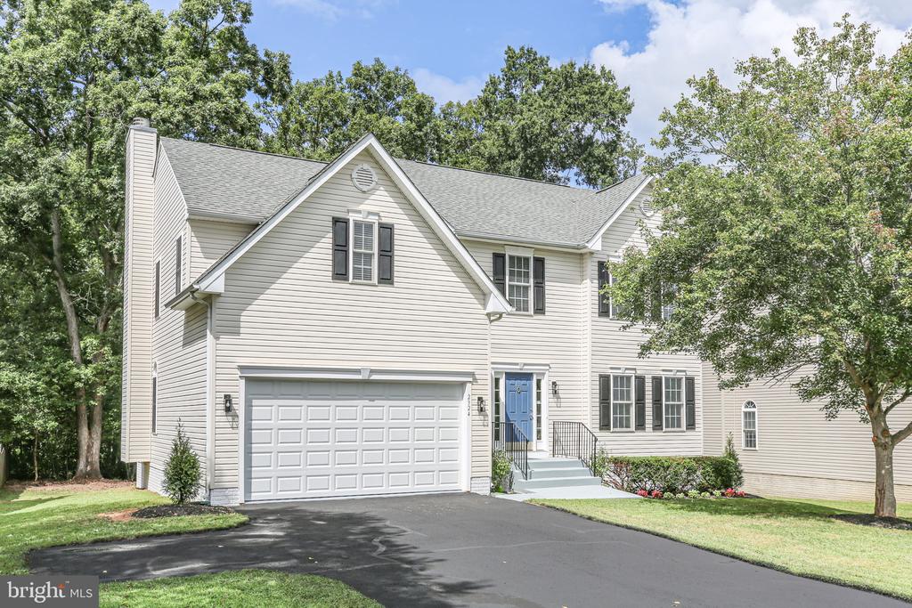 2324 WILDFLOWER WAY