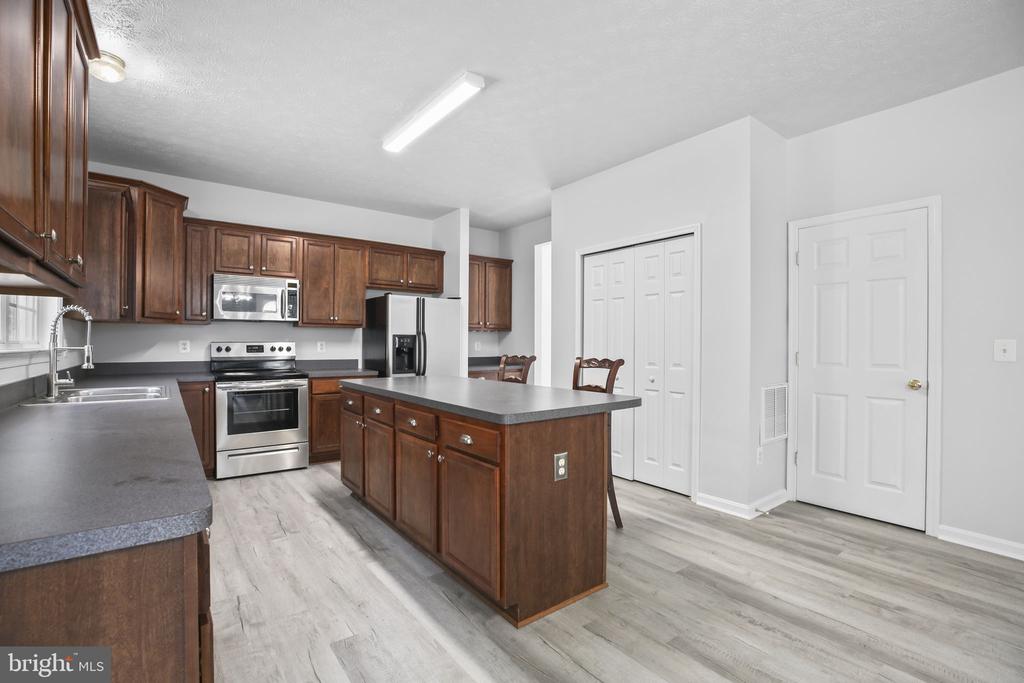 2324 WILDFLOWER WAY