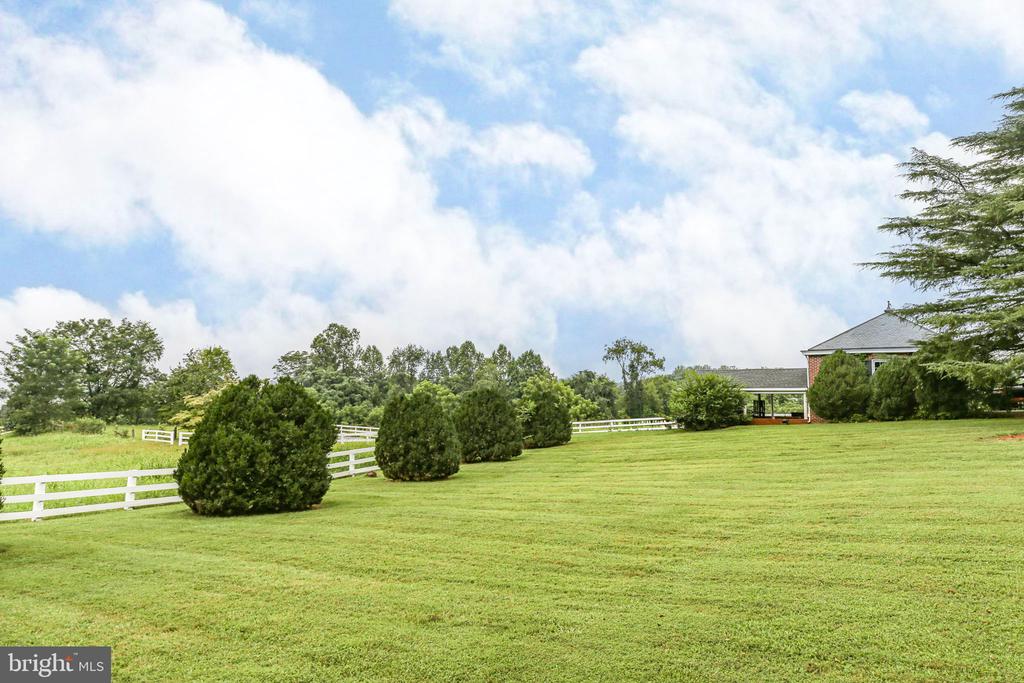 590 N MADISON ROAD