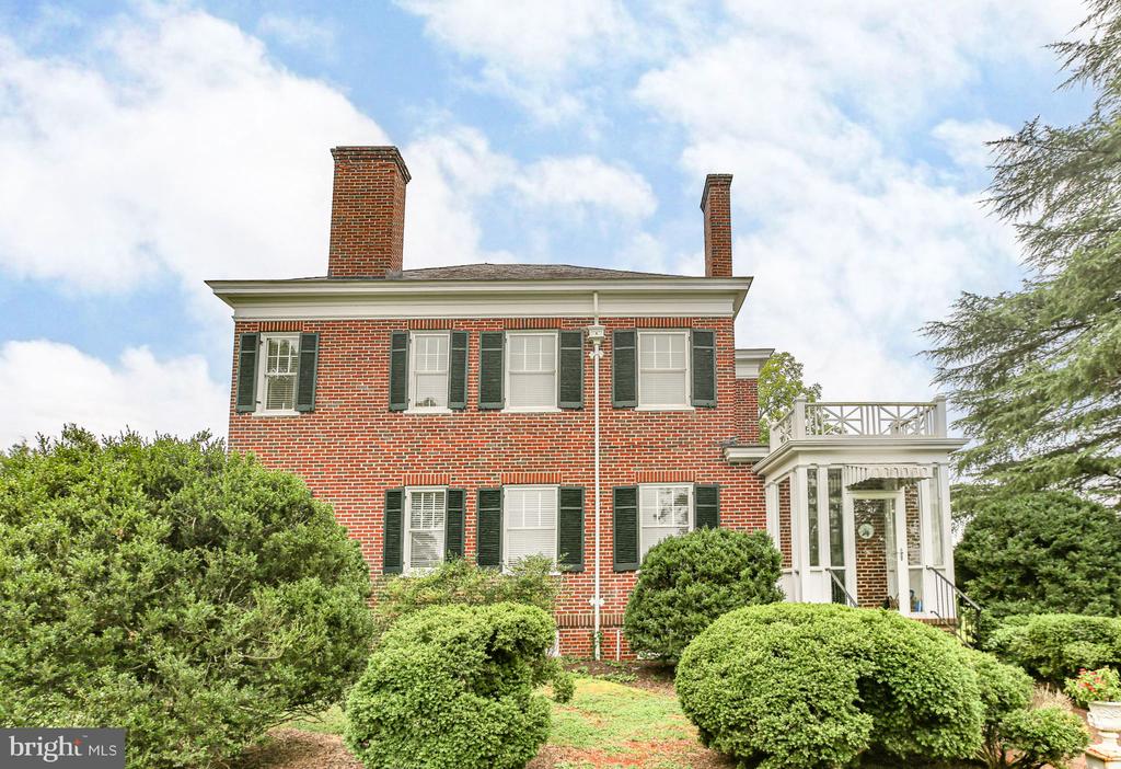 590 N MADISON ROAD