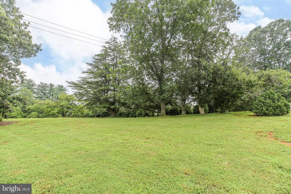 590 N MADISON ROAD