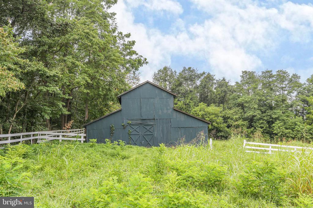 590 N MADISON ROAD