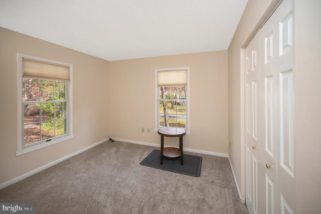 205 FAIRFAX LANE