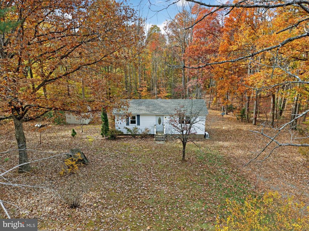 19239 MOUNTAIN TRACK ROAD