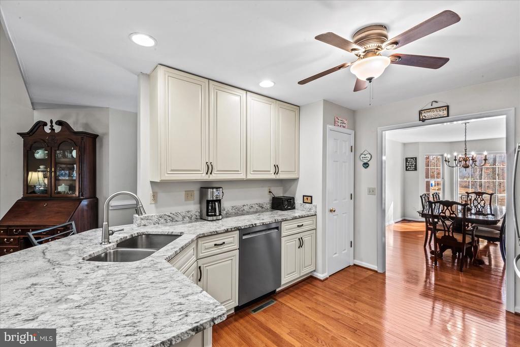 142 YORKTOWN BOULEVARD