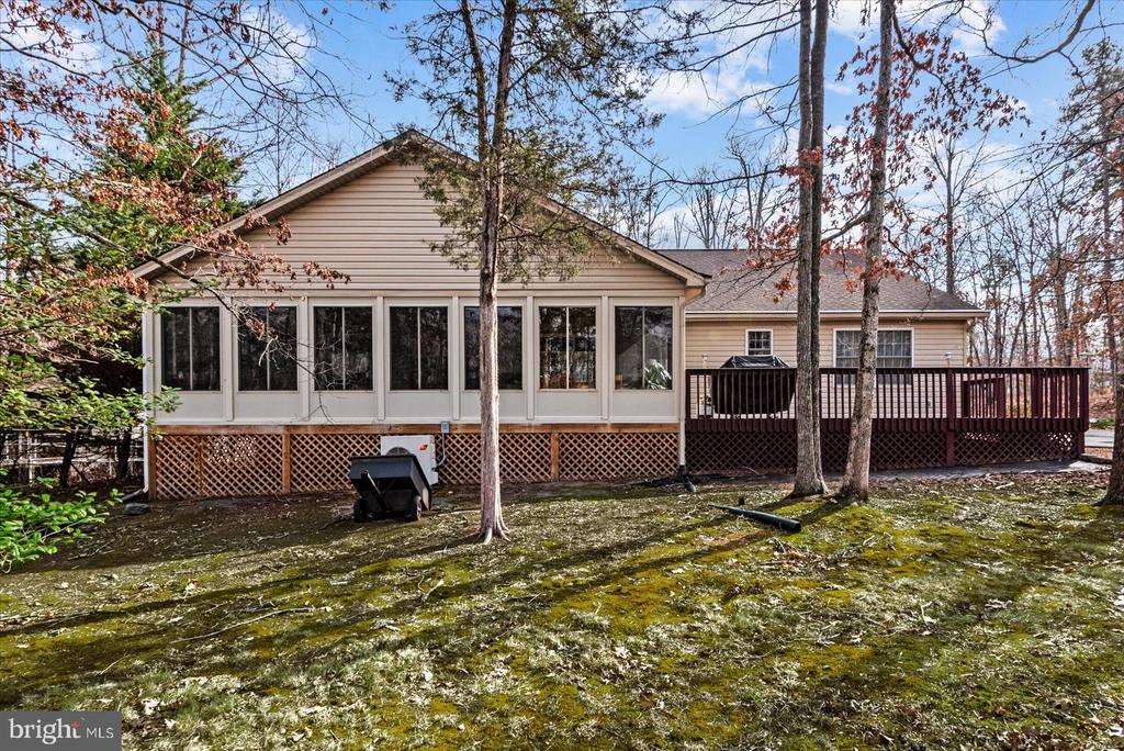 142 YORKTOWN BOULEVARD