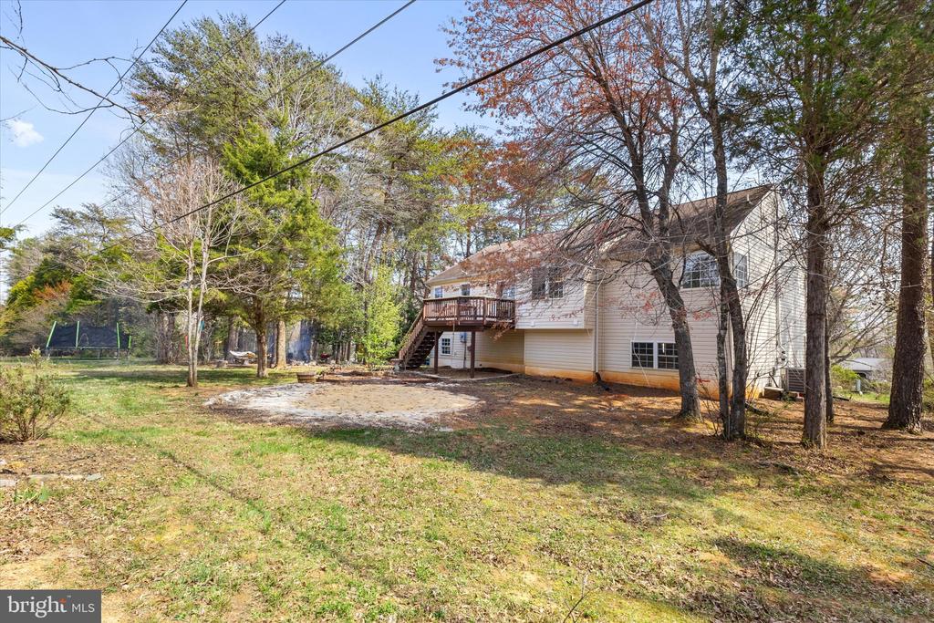 104 CARLYLE COURT