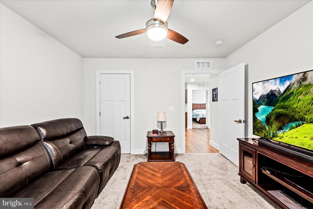 35150 DAISY WAY