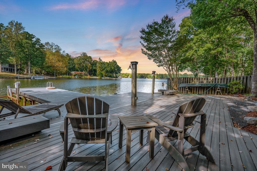 205 SKYLINE ROAD