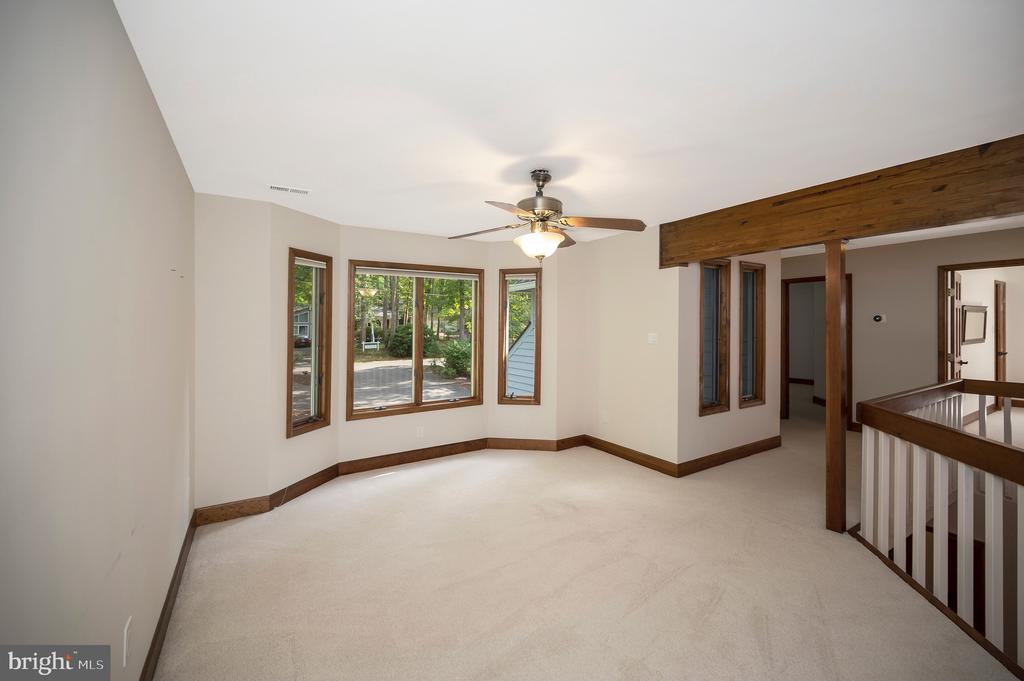 205 SKYLINE ROAD