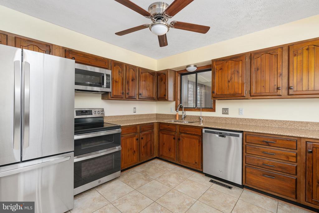 100 PLEASANT GROVE ROAD