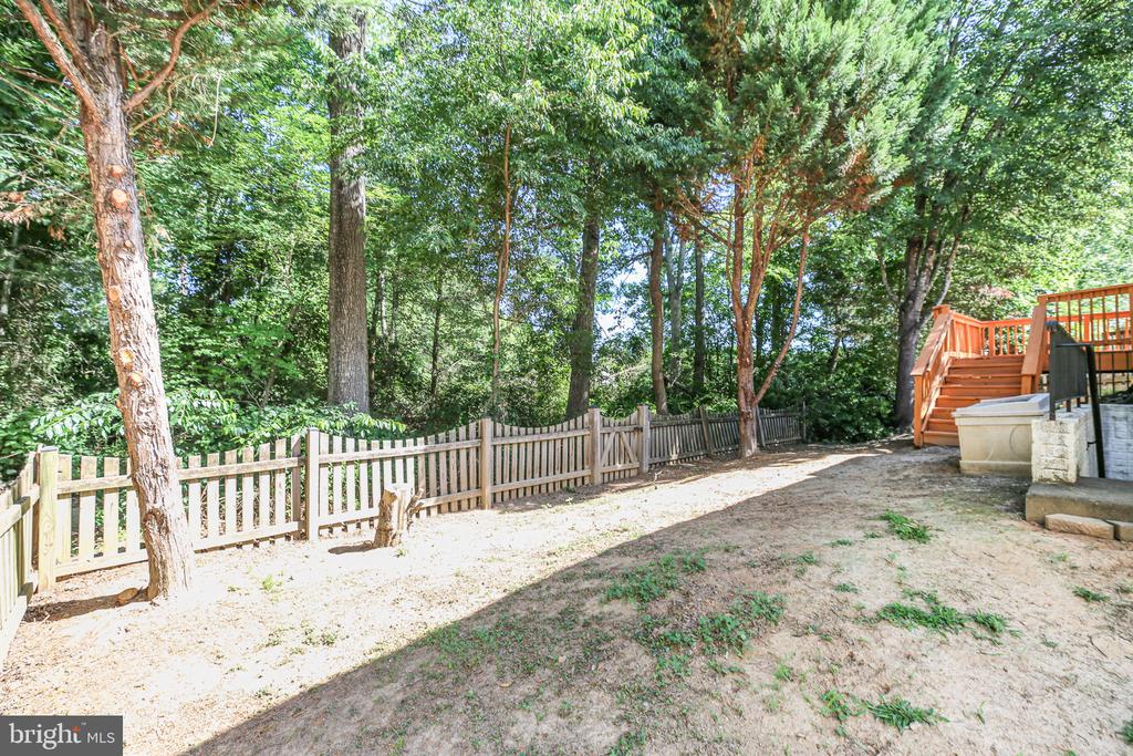 35277 BALMORAL DRIVE