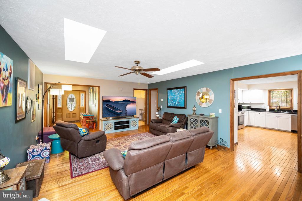 108 WINCHESTER LANE
